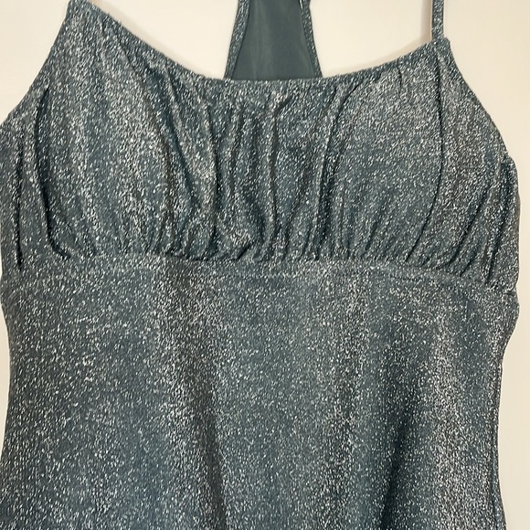 Everyday Sunday Women's Green One Piece Swimsuit - Picture 11 of 16